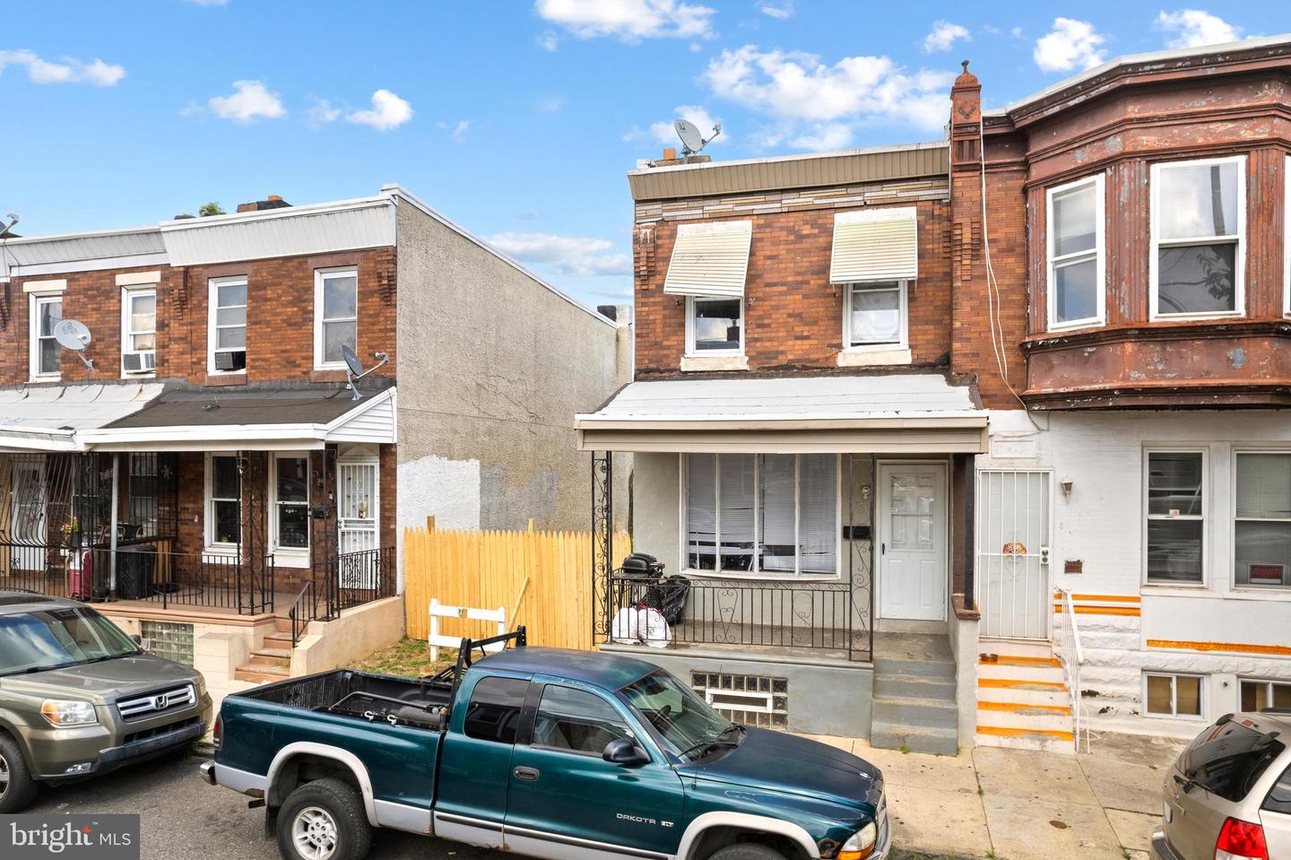 3233 Rorer St Property Photo 3