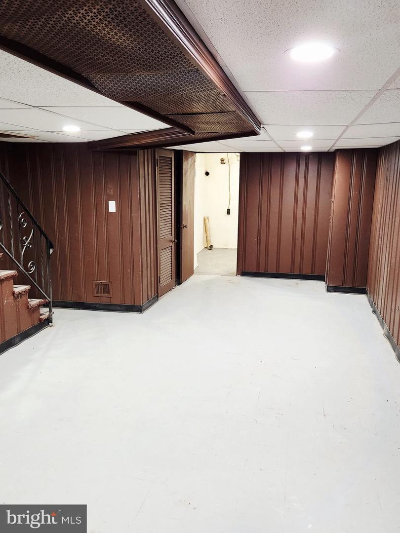 1853 Widener Pl Property Photo 15