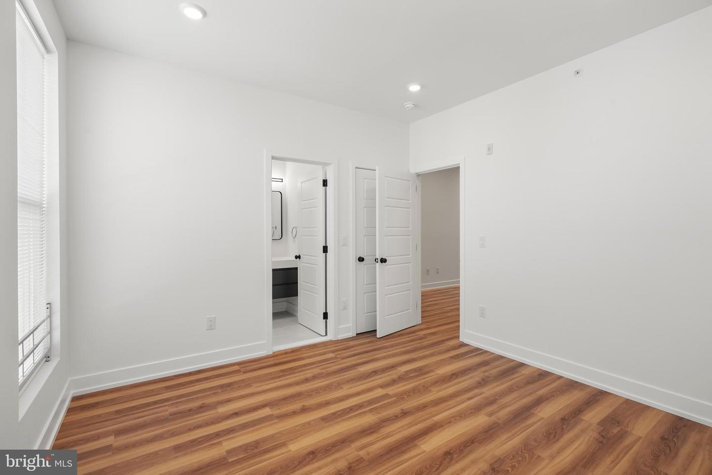 2325 Germantown Ave #2 Property Photo 9