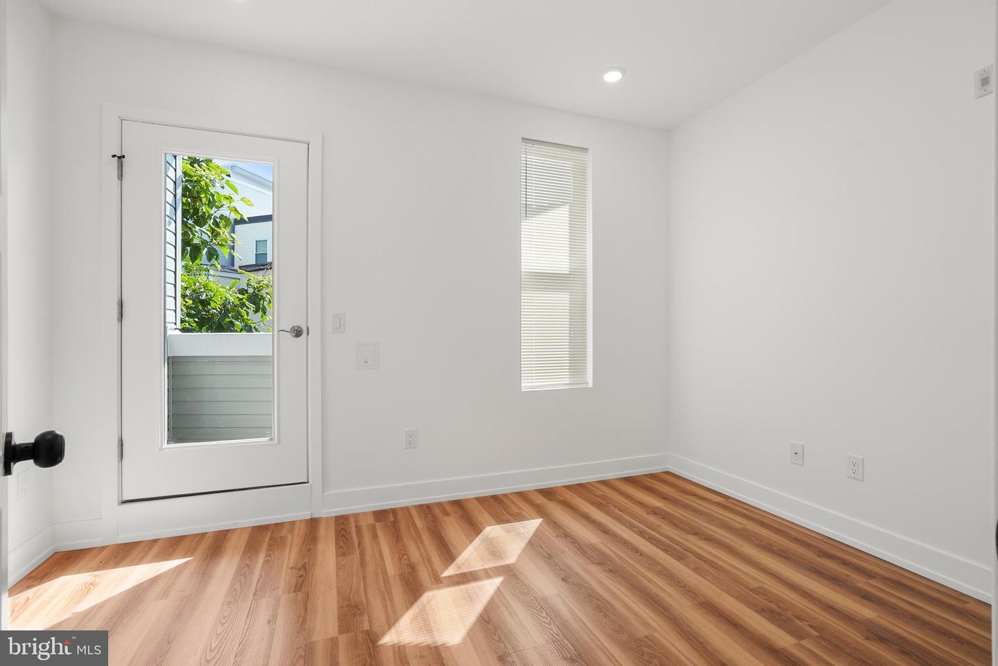 2325 Germantown Ave #2 Property Photo 10