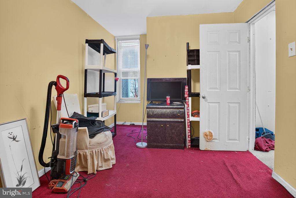 44 N Millick St Property Photo 16