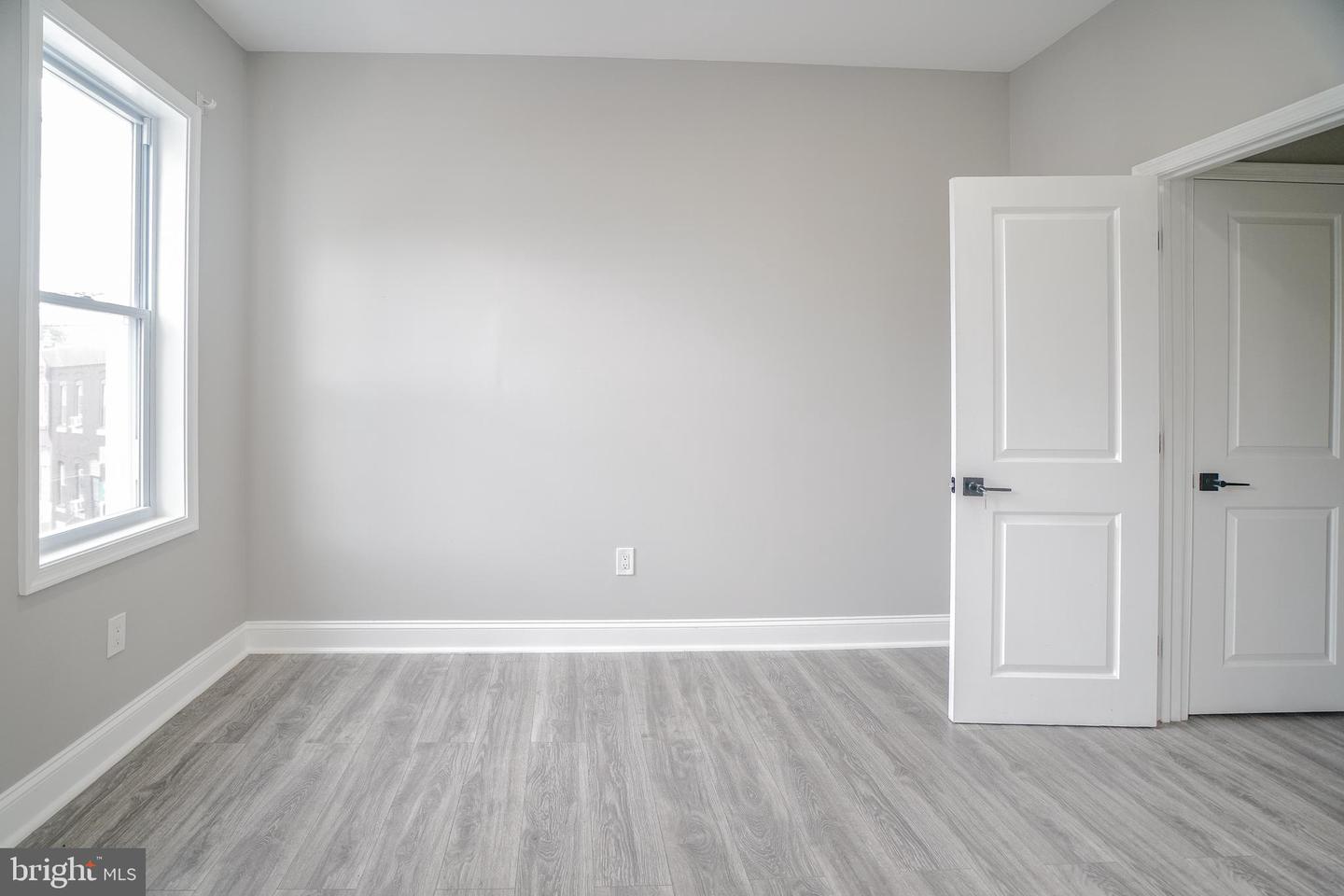 1535 W Seltzer St Property Photo 32