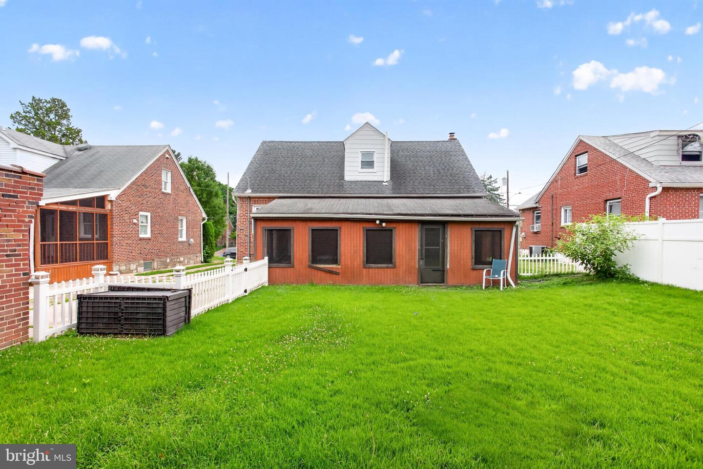 919 Hartel Ave Property Photo 41