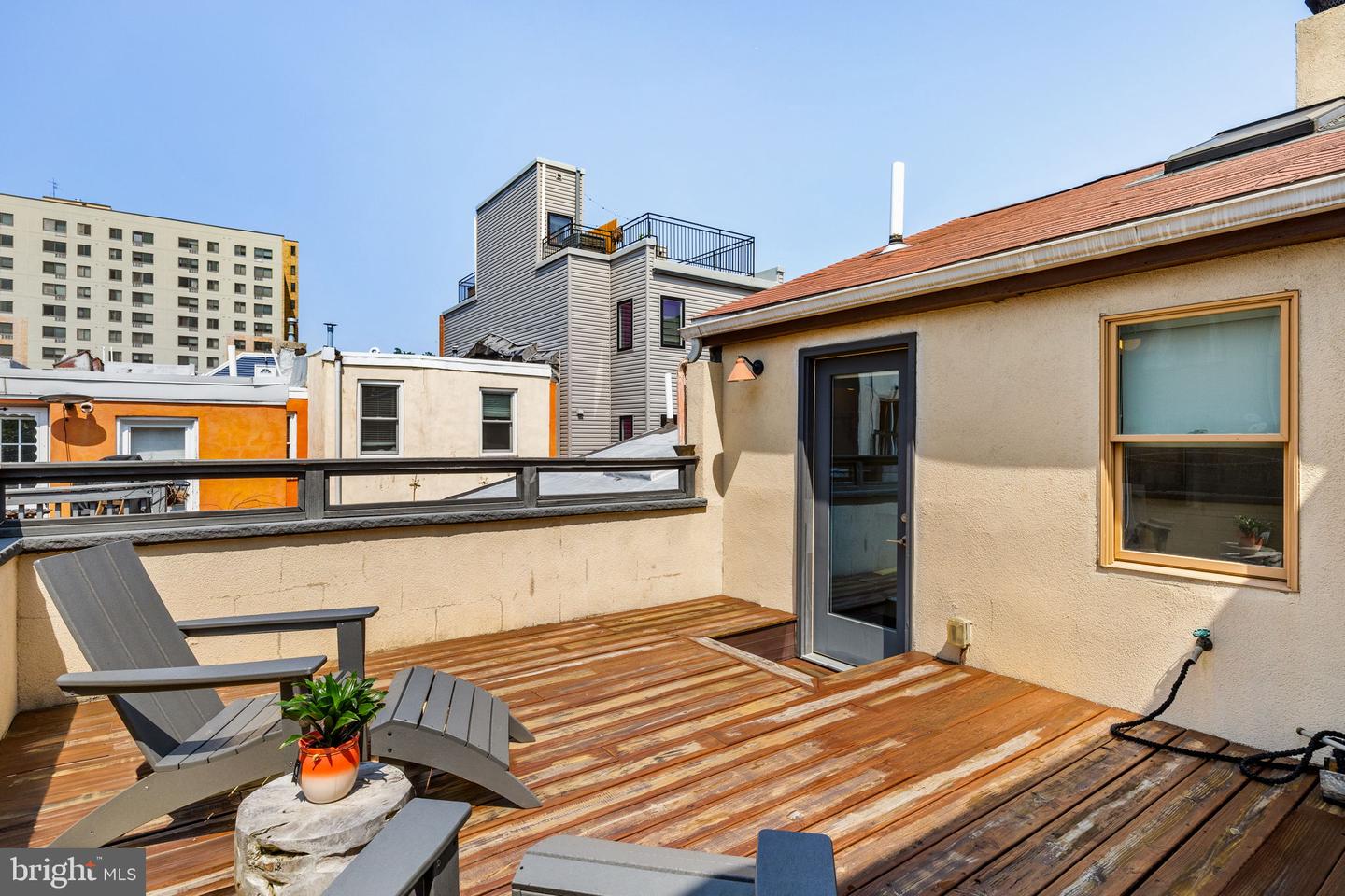 1428 Pemberton St Property Photo 23