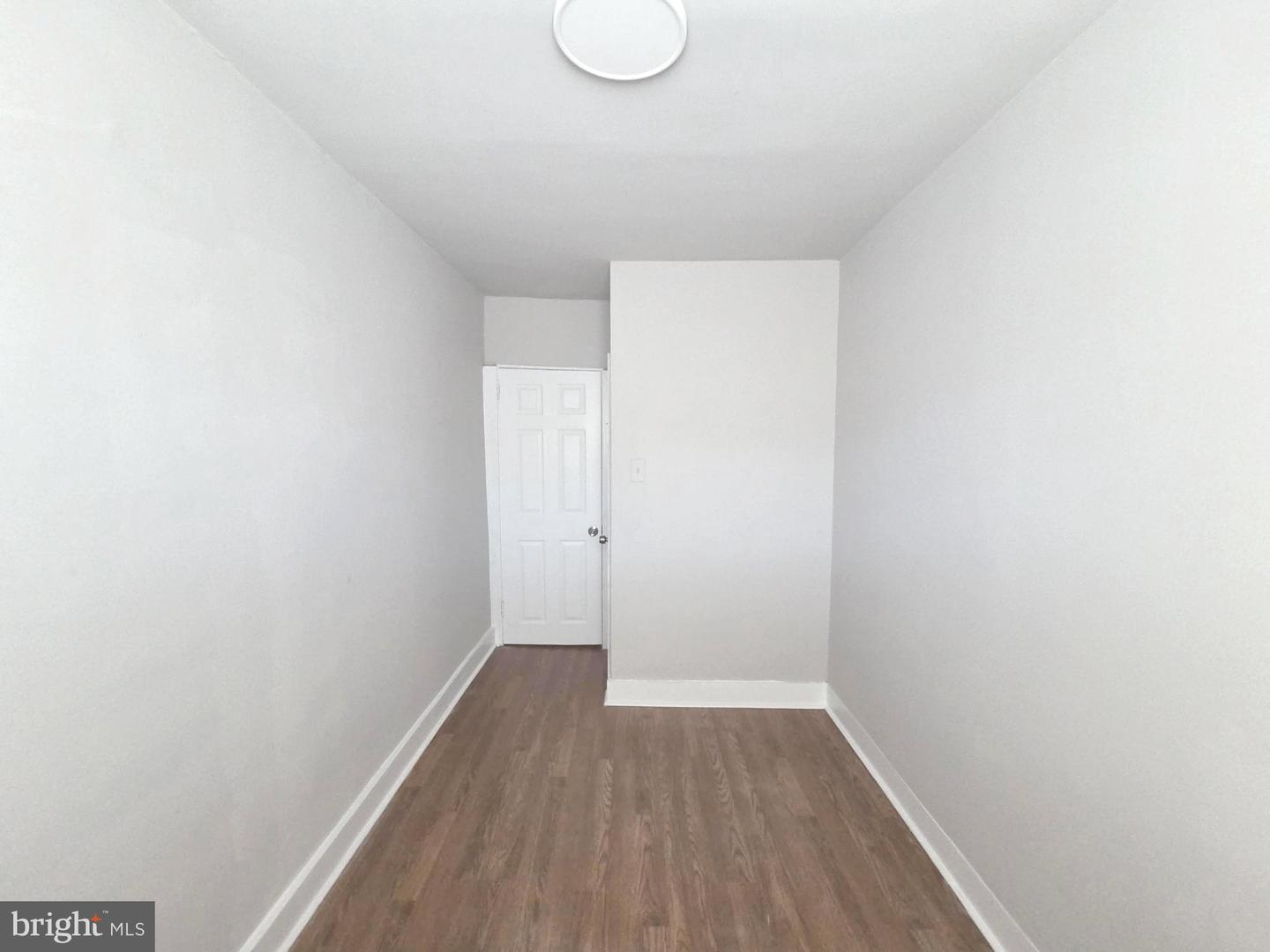 1461 Lardner St Property Photo 8