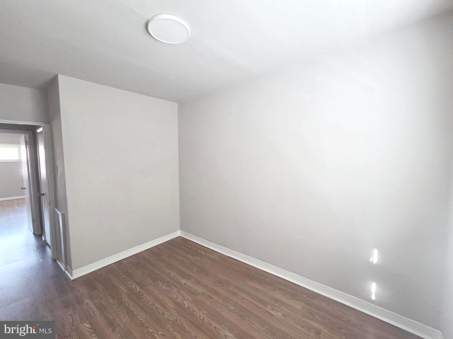 1461 Lardner St Property Photo 15