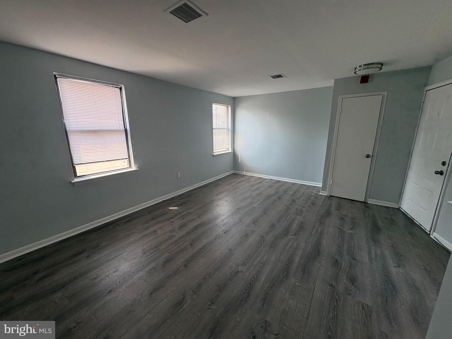 7900-02 FRANKFORD AVE #6 Property Photo 1