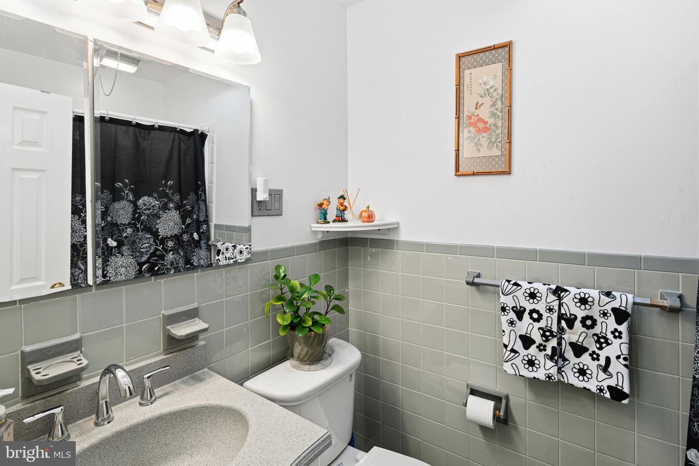 3136 Draper St Property Photo 9