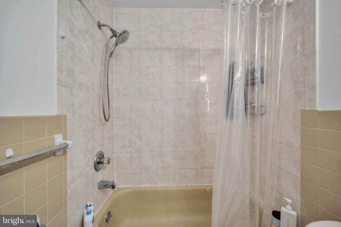 8919 Alton St Property Photo 27