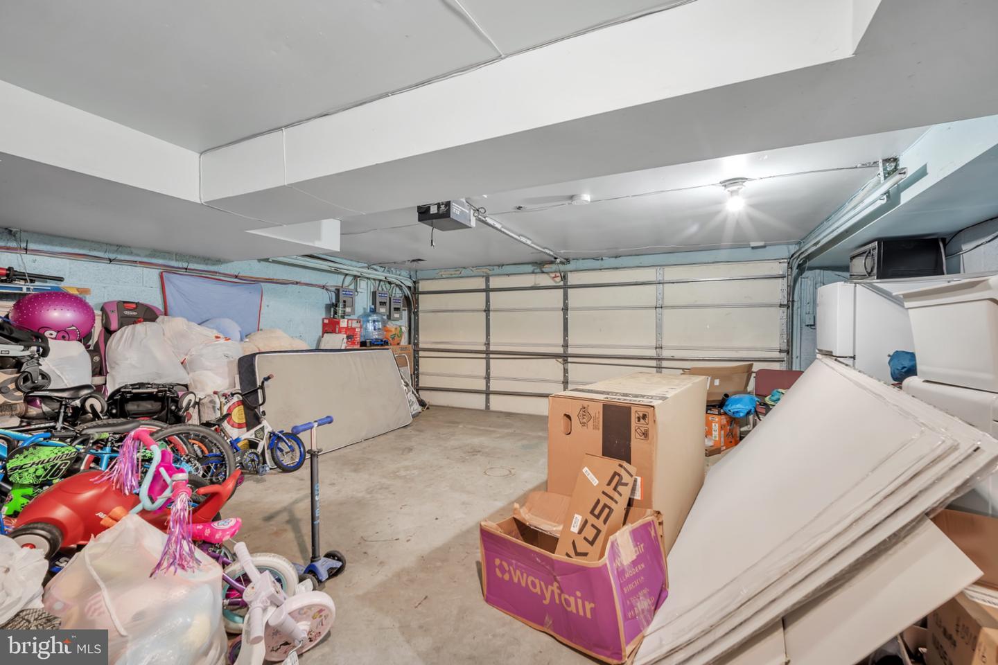 8919 Alton St Property Photo 29