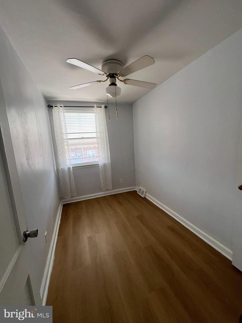 2814 Rawle St Property Photo 6