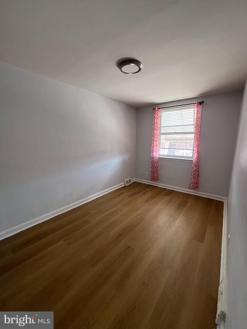 2814 Rawle St Property Photo 7