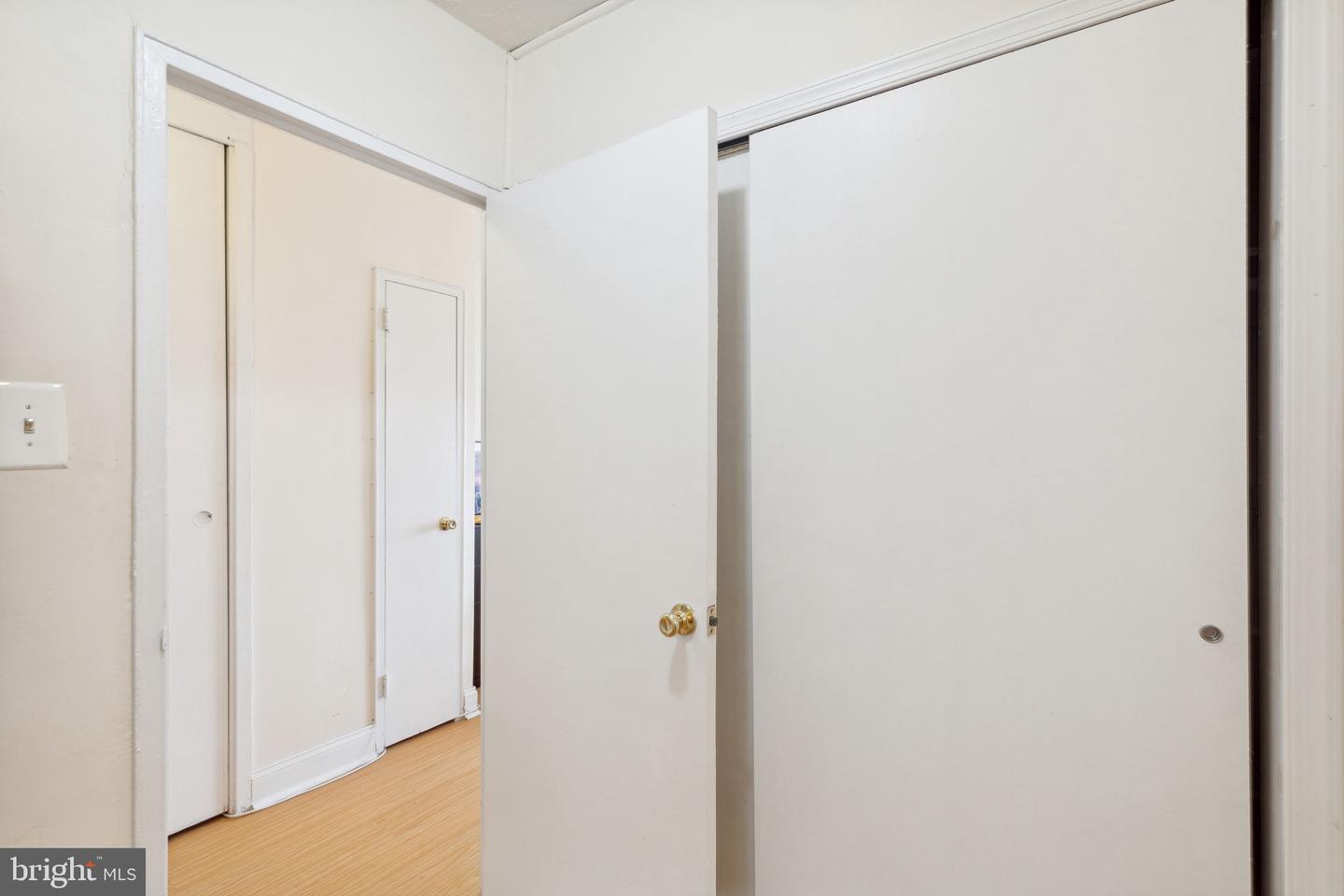 2101 Chestnut St #909 Property Photo 12