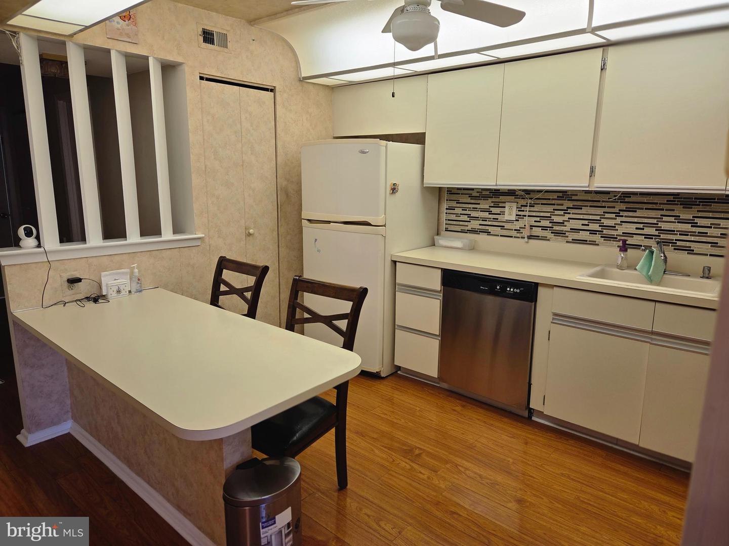 10201 Bustleton Ave #b30 Property Photo 4