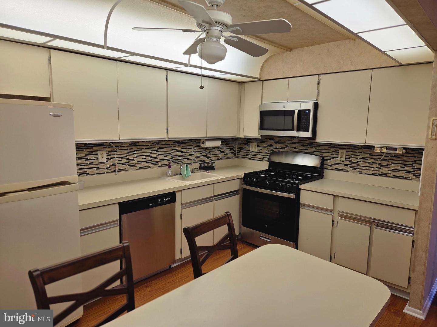 10201 Bustleton Ave #b30 Property Photo 5