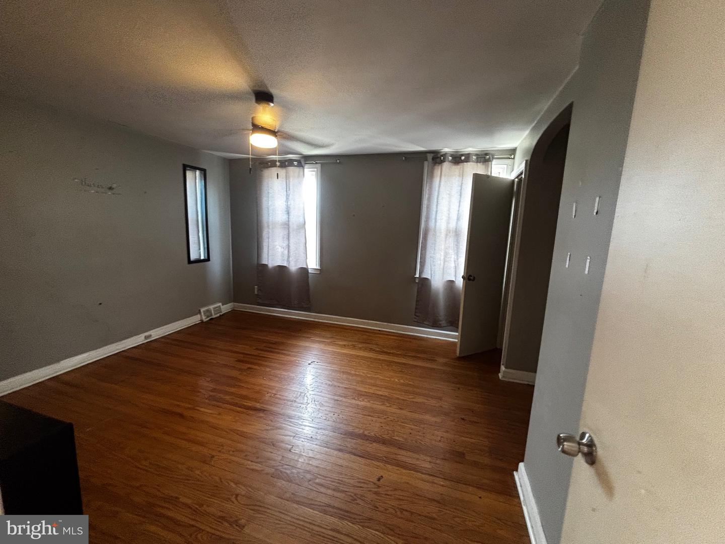 5942 B St Property Photo 6