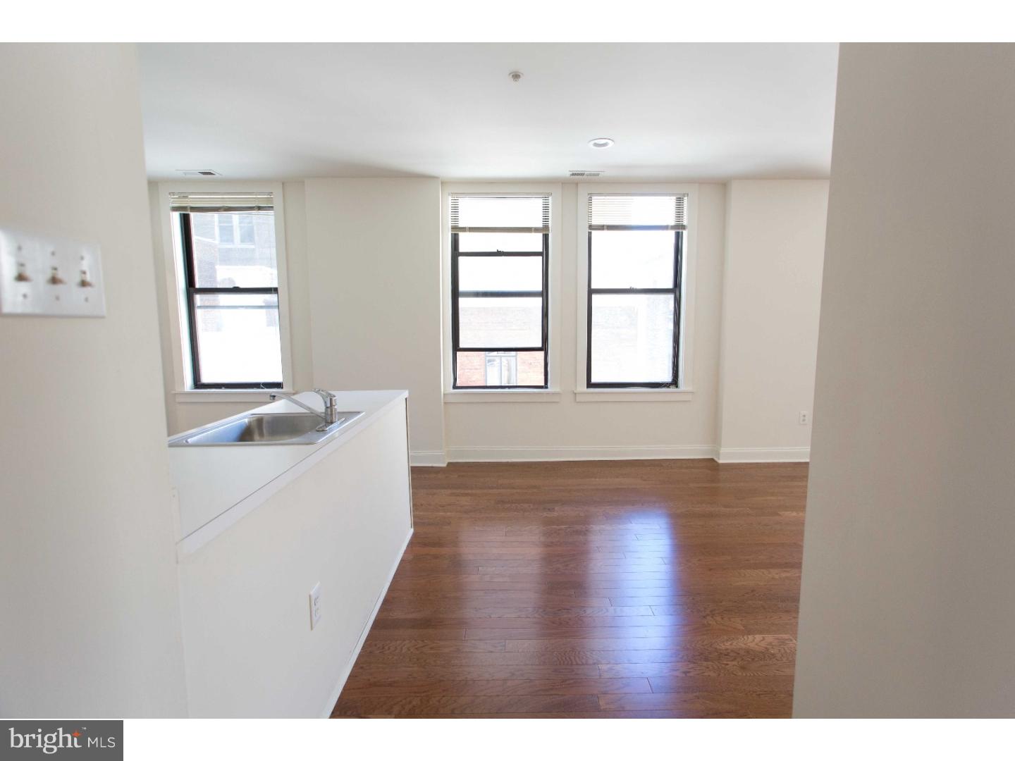 1411-3 Walnut St #904 Property Photo 7