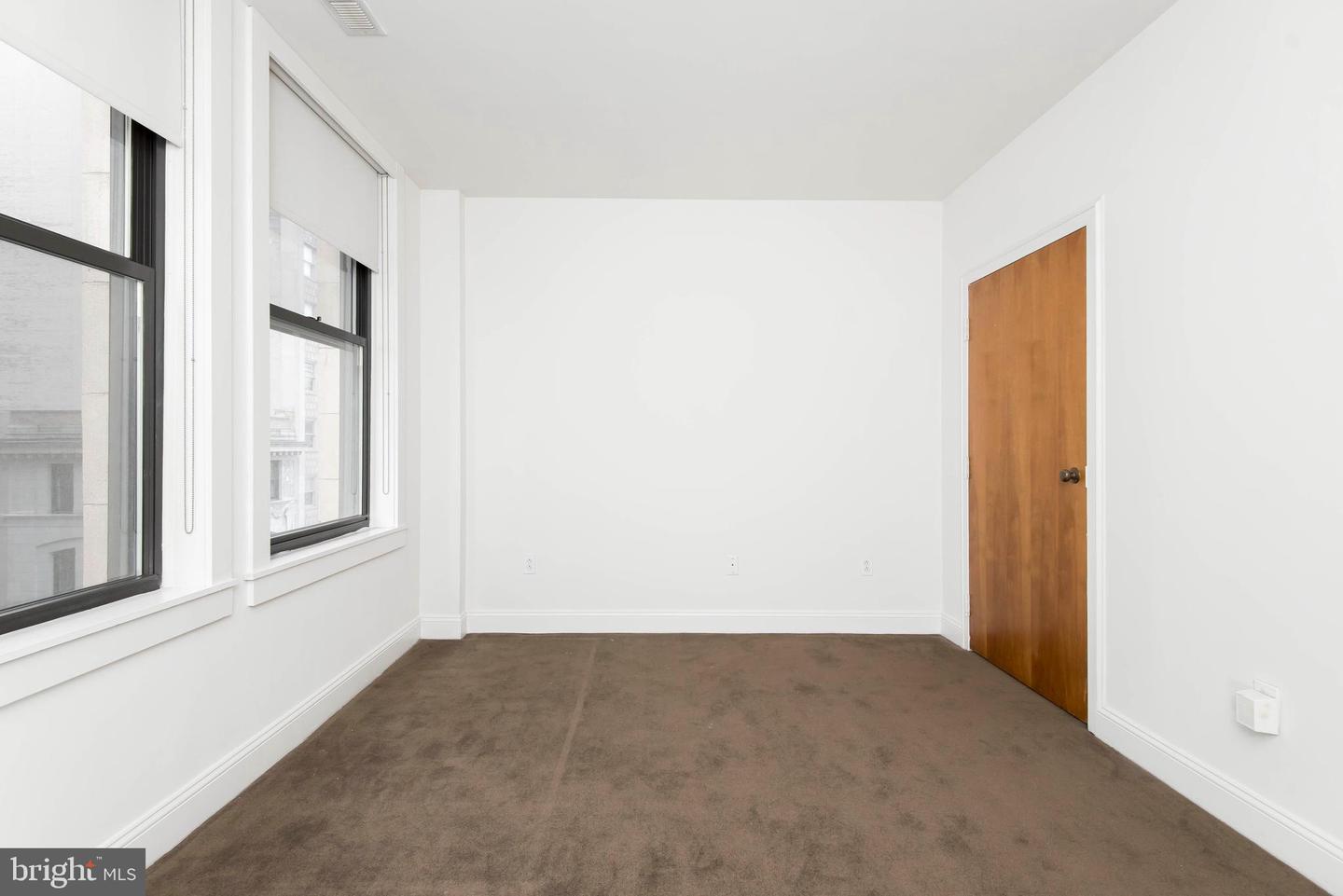 220-1 S 16th St #601 Property Photo 17