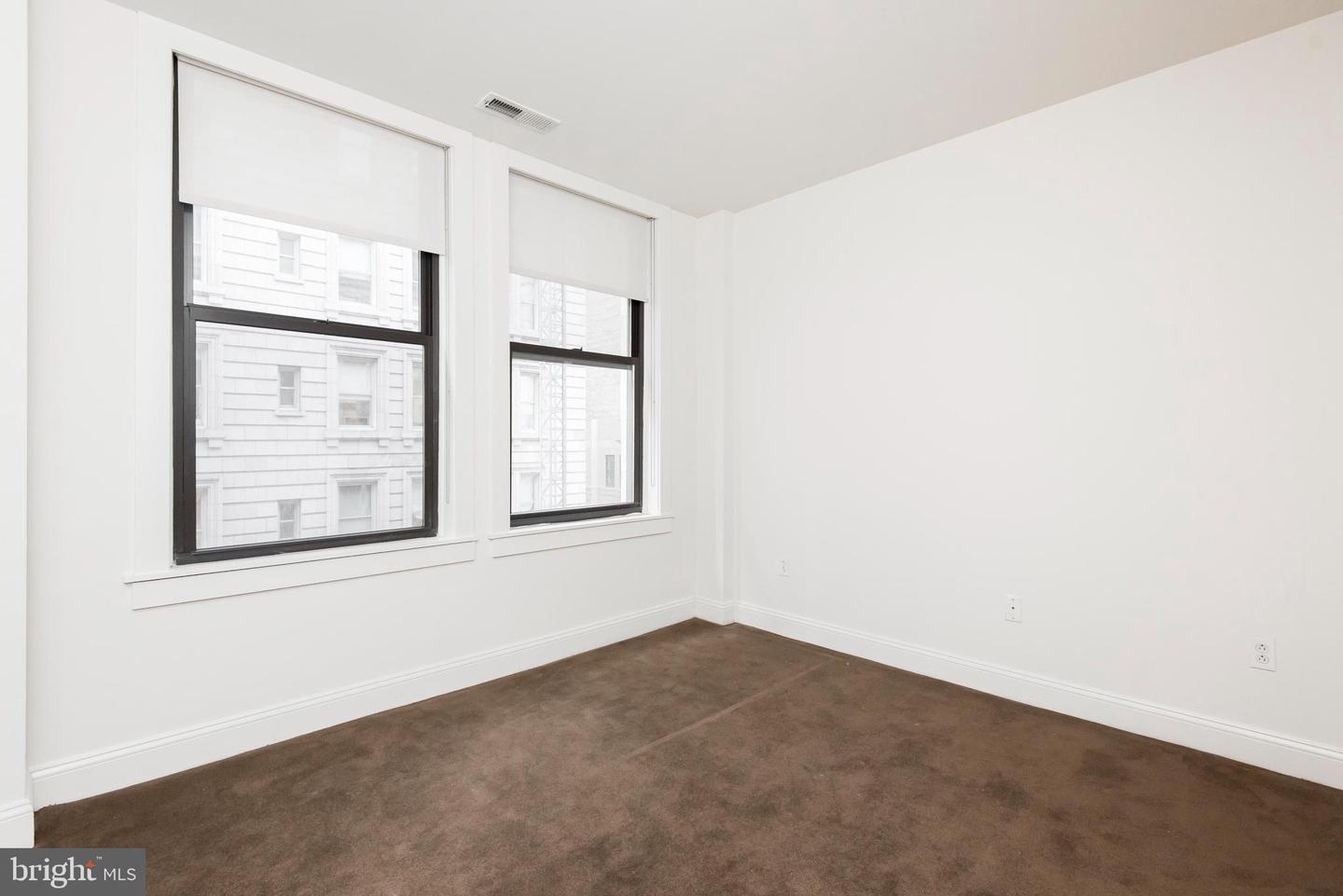 220-1 S 16th St #601 Property Photo 18