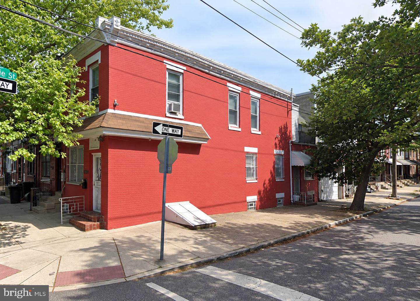4339 WAYNE AVE Property Photo 1