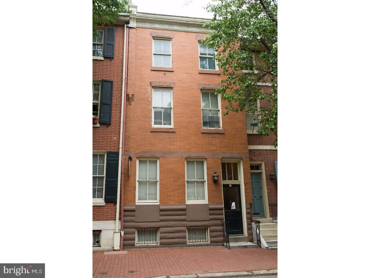 723 Spruce St #2f Property Photo 1