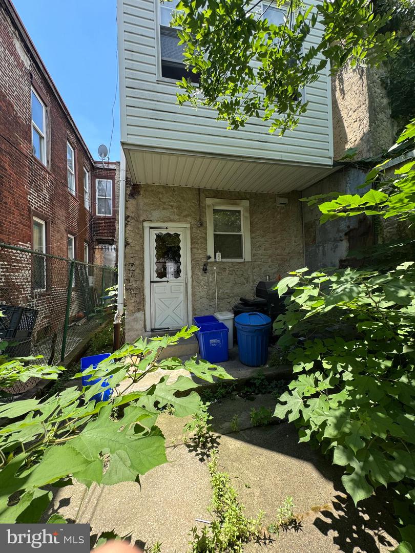 2221 Tasker St Property Photo 21