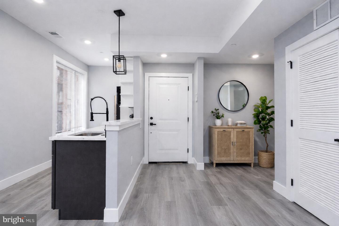 2323 E CABOT ST #2 Property Photo 1