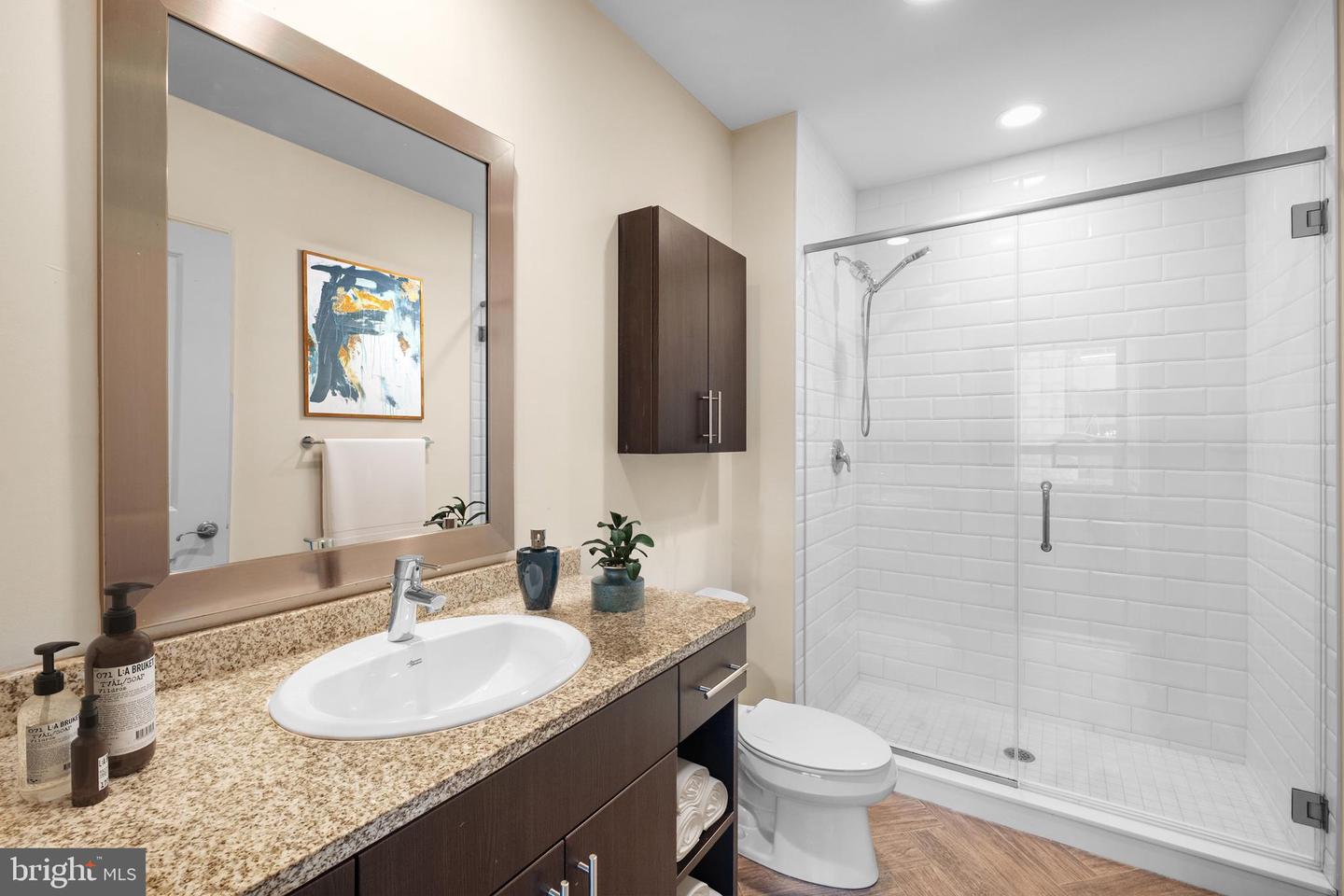 235 N Columbus Blvd #1104 Property Photo 5