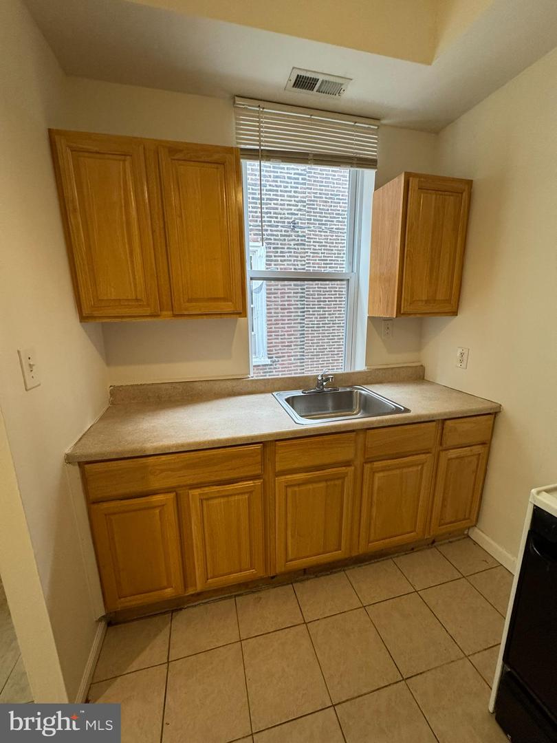 4019 Spring Garden St Property Photo 15