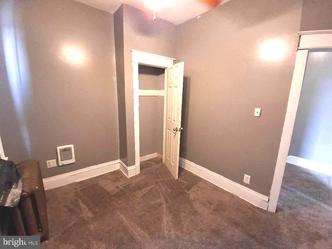 1800 S 56th St Property Photo 29