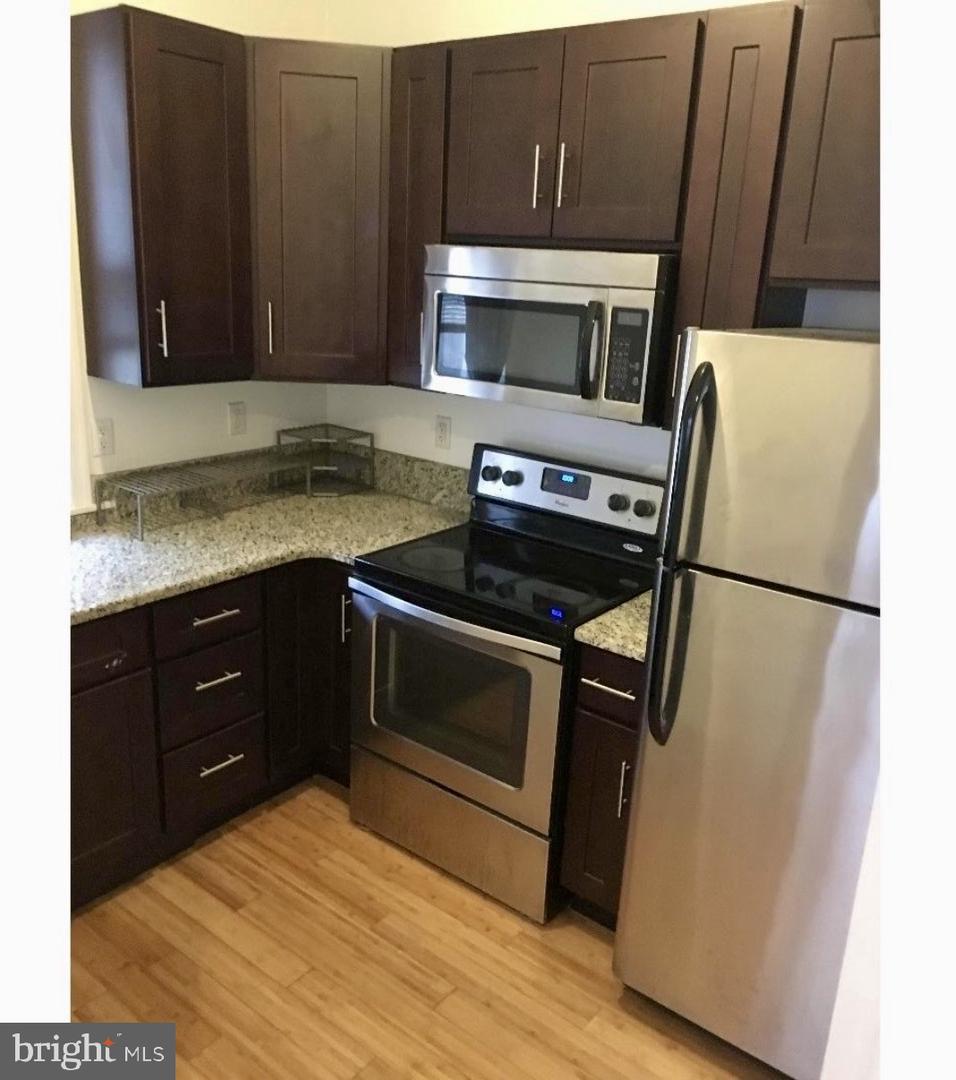 2132 N Uber St Property Photo 4