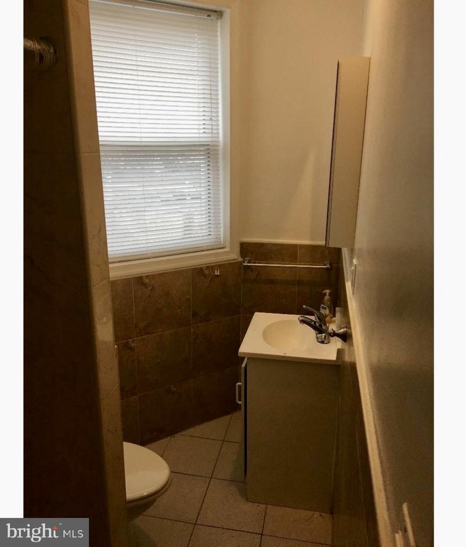 2132 N Uber St Property Photo 8
