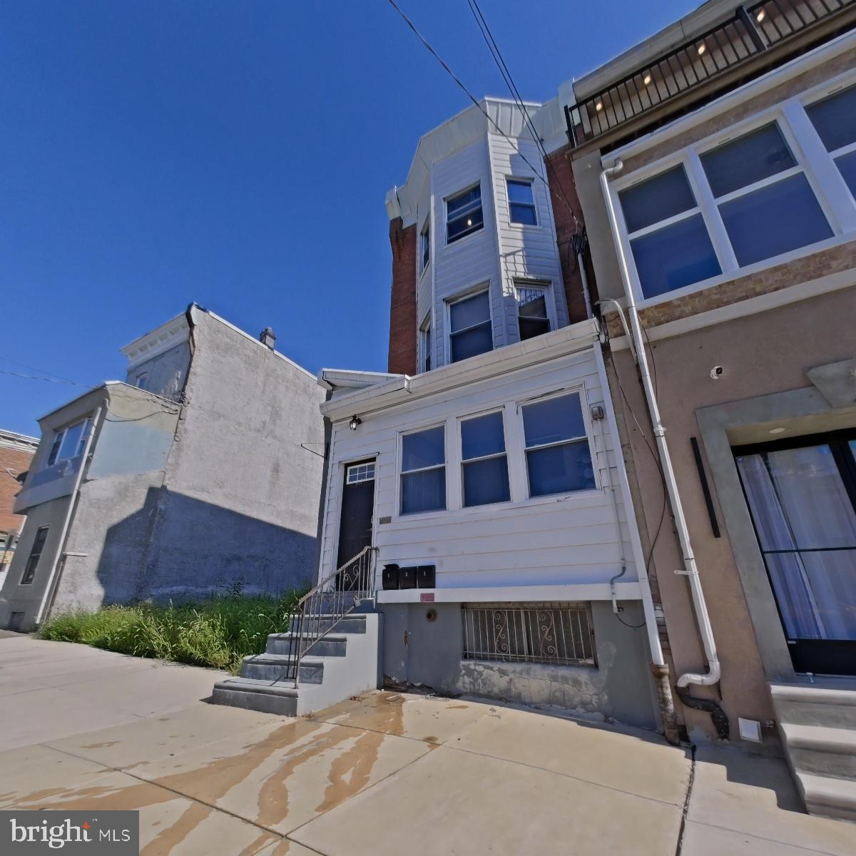 6147 Vine St Property Photo 10