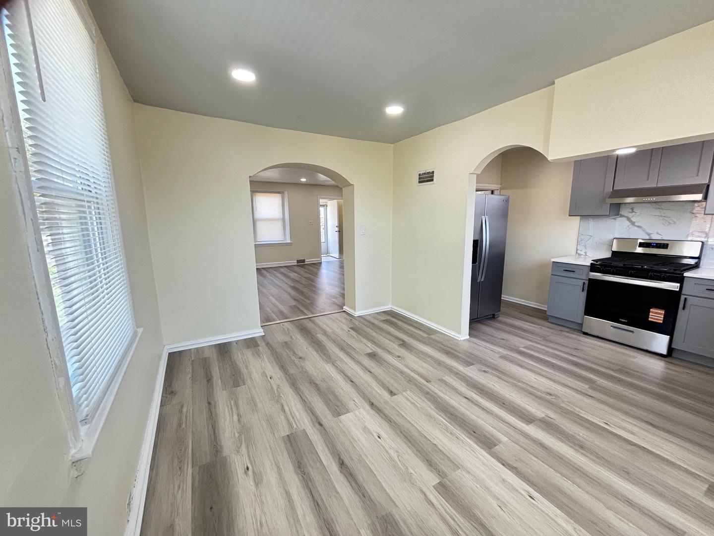 6658 Rutland St Property Photo 5