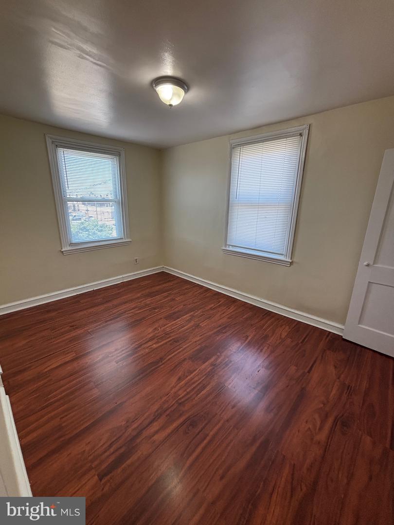 6658 Rutland St Property Photo 14