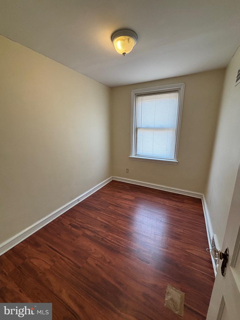 6658 Rutland St Property Photo 15