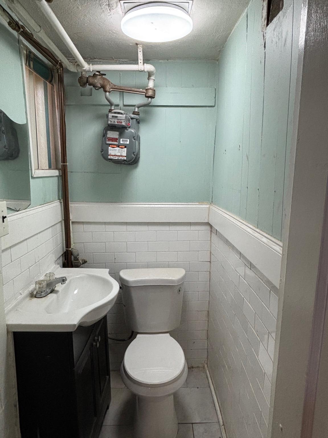 6658 Rutland St Property Photo 17