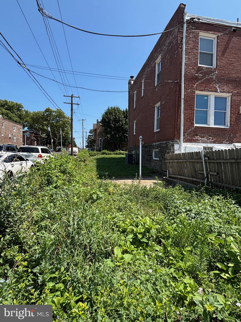 6658 Rutland St Property Photo 21