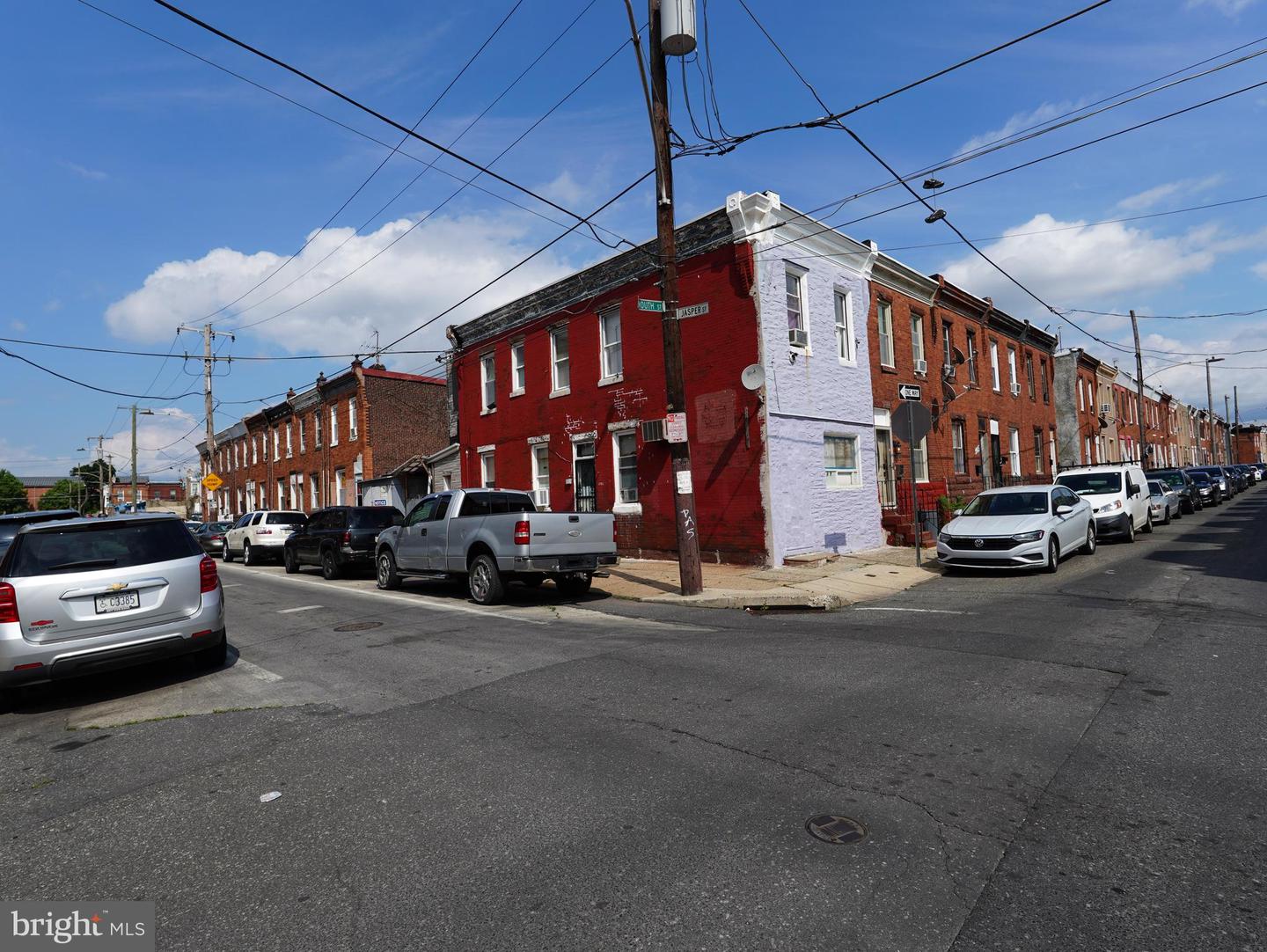 1901 E Monmouth St Property Photo 1