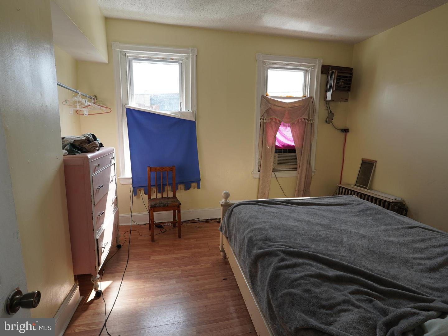 1901 E Monmouth St Property Photo 12