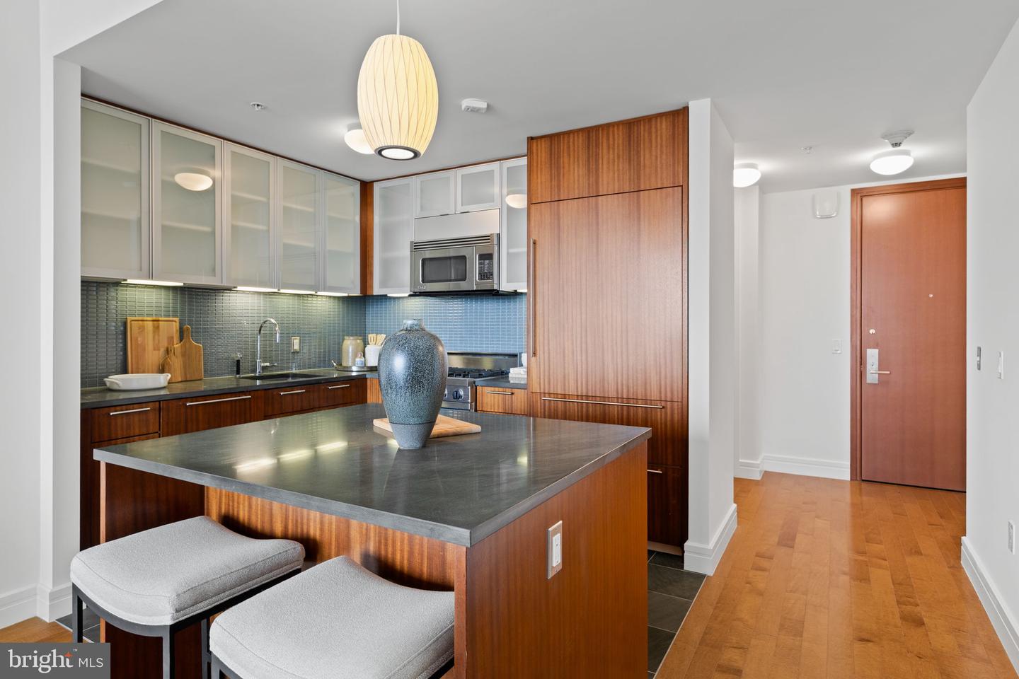 1414 S Penn Sq #24c Property Photo 8