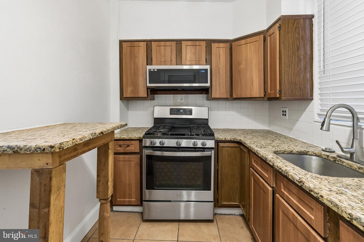 2236 N Bouvier St Property Photo 8