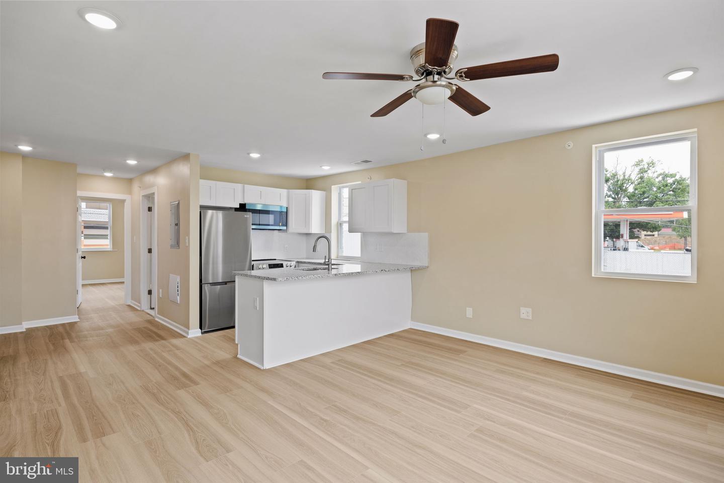 2832 Belmont Ave Property Photo 4