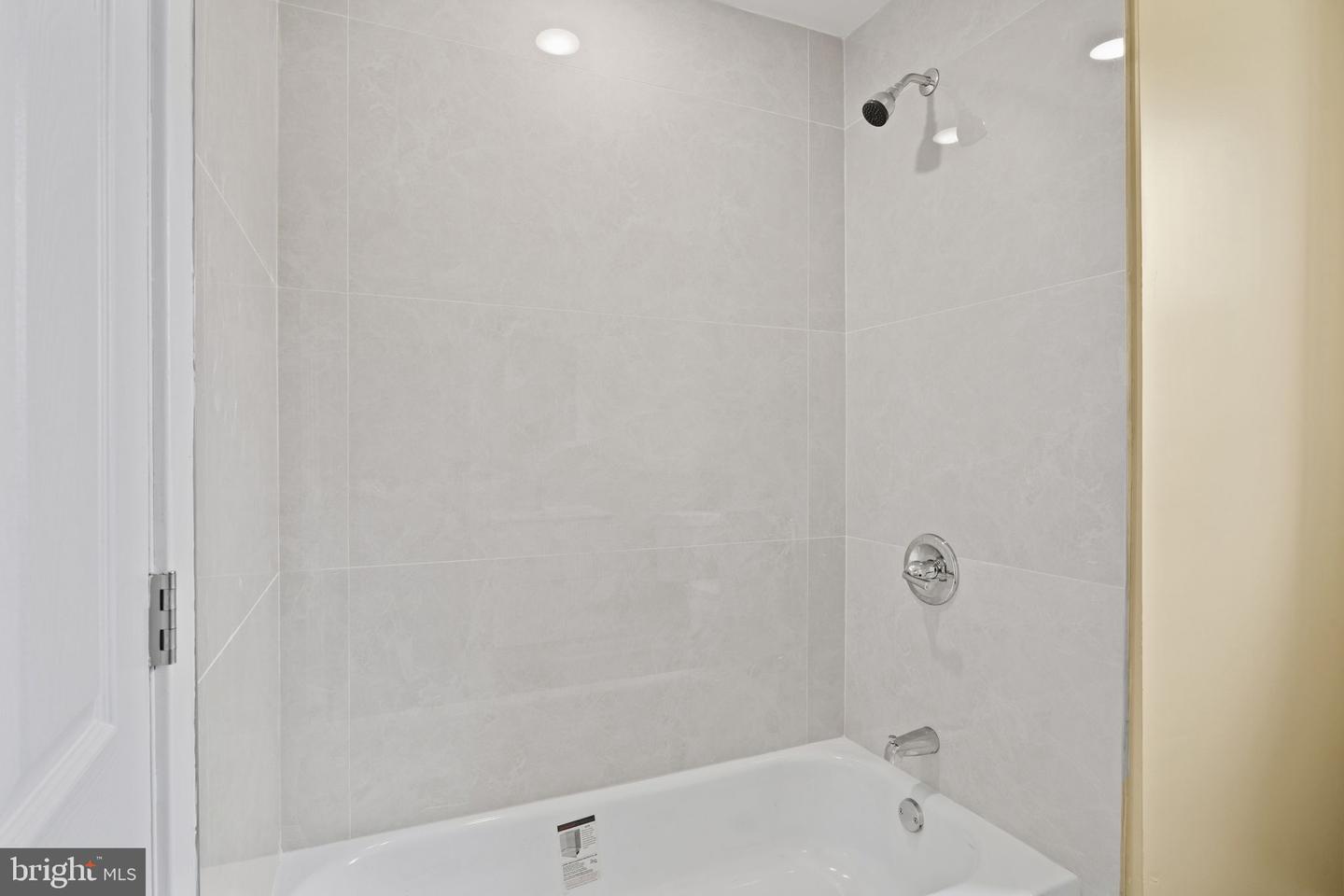 2832 Belmont Ave Property Photo 10