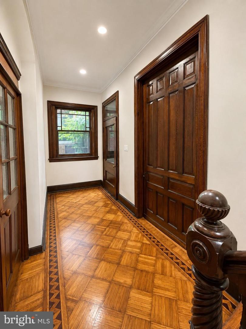 4510 Chester Ave Property Photo 4