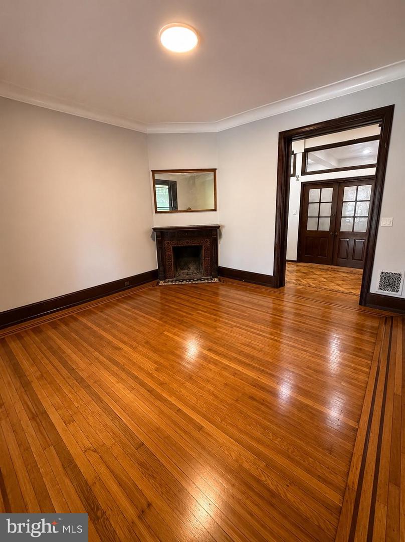 4510 Chester Ave Property Photo 5