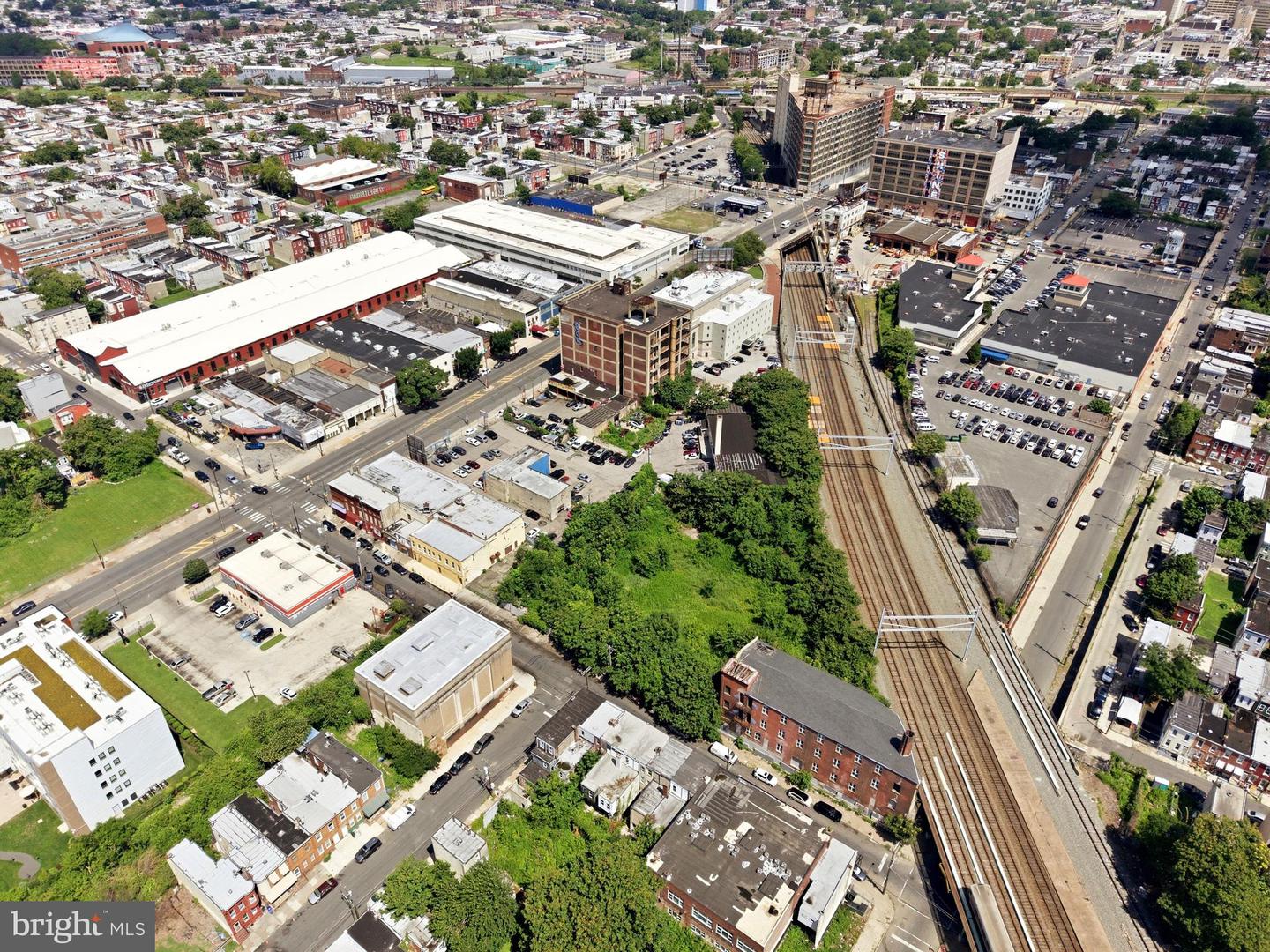 2509-2537 N Broad St Property Photo 5