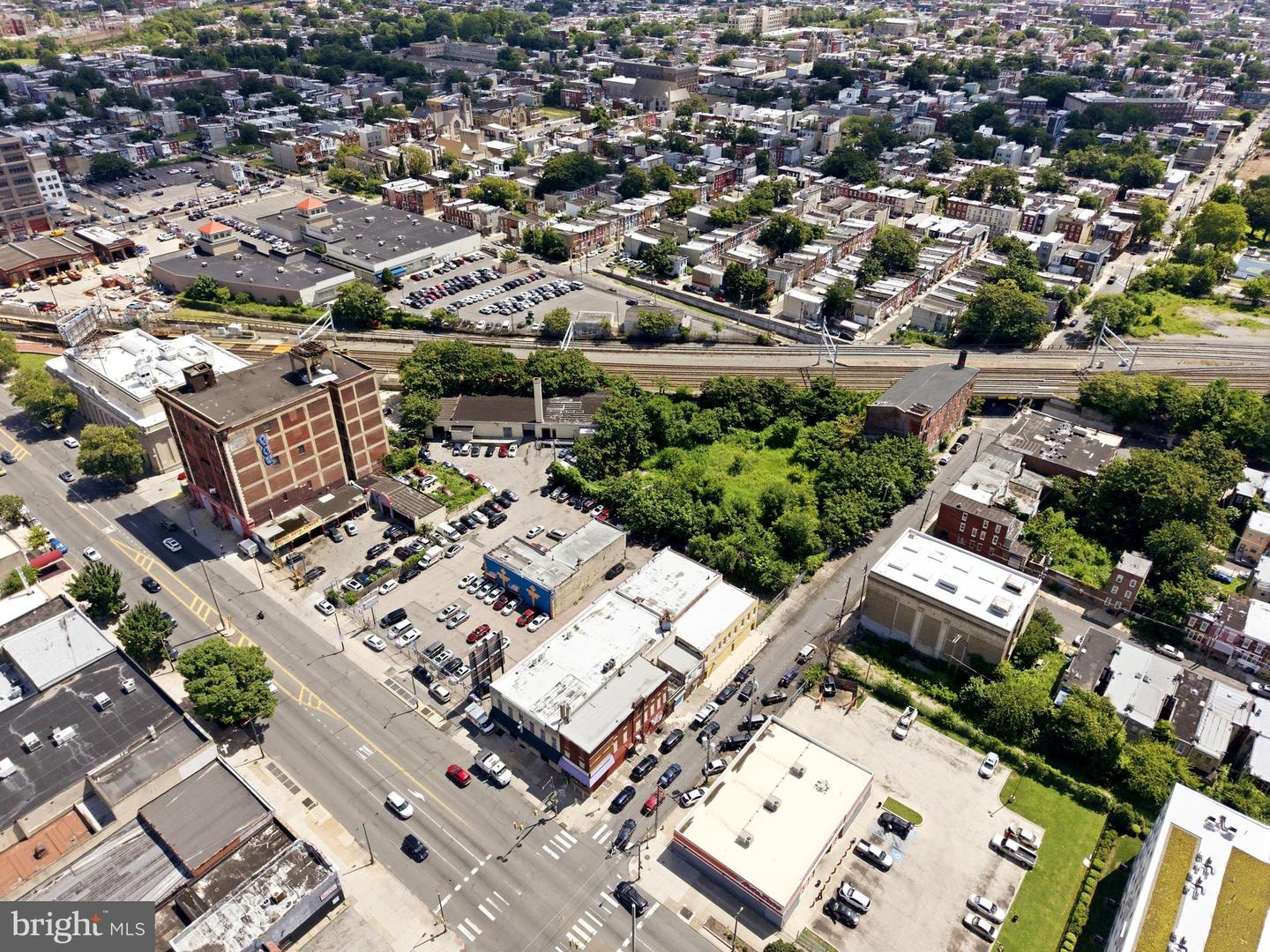 2509-2537 N Broad St Property Photo 8