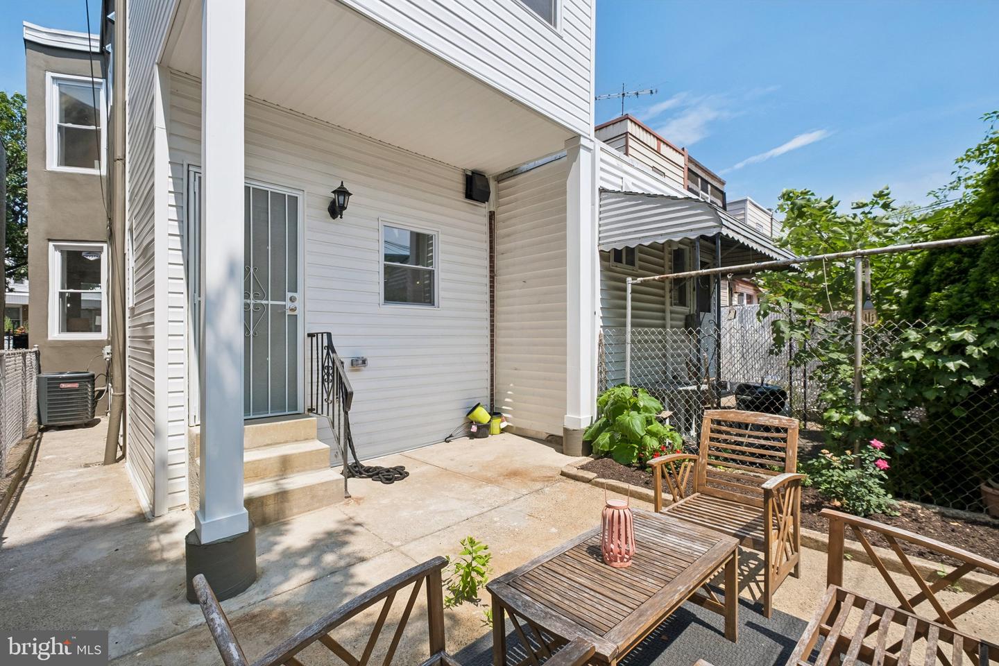 3109 Cedar St Property Photo 6