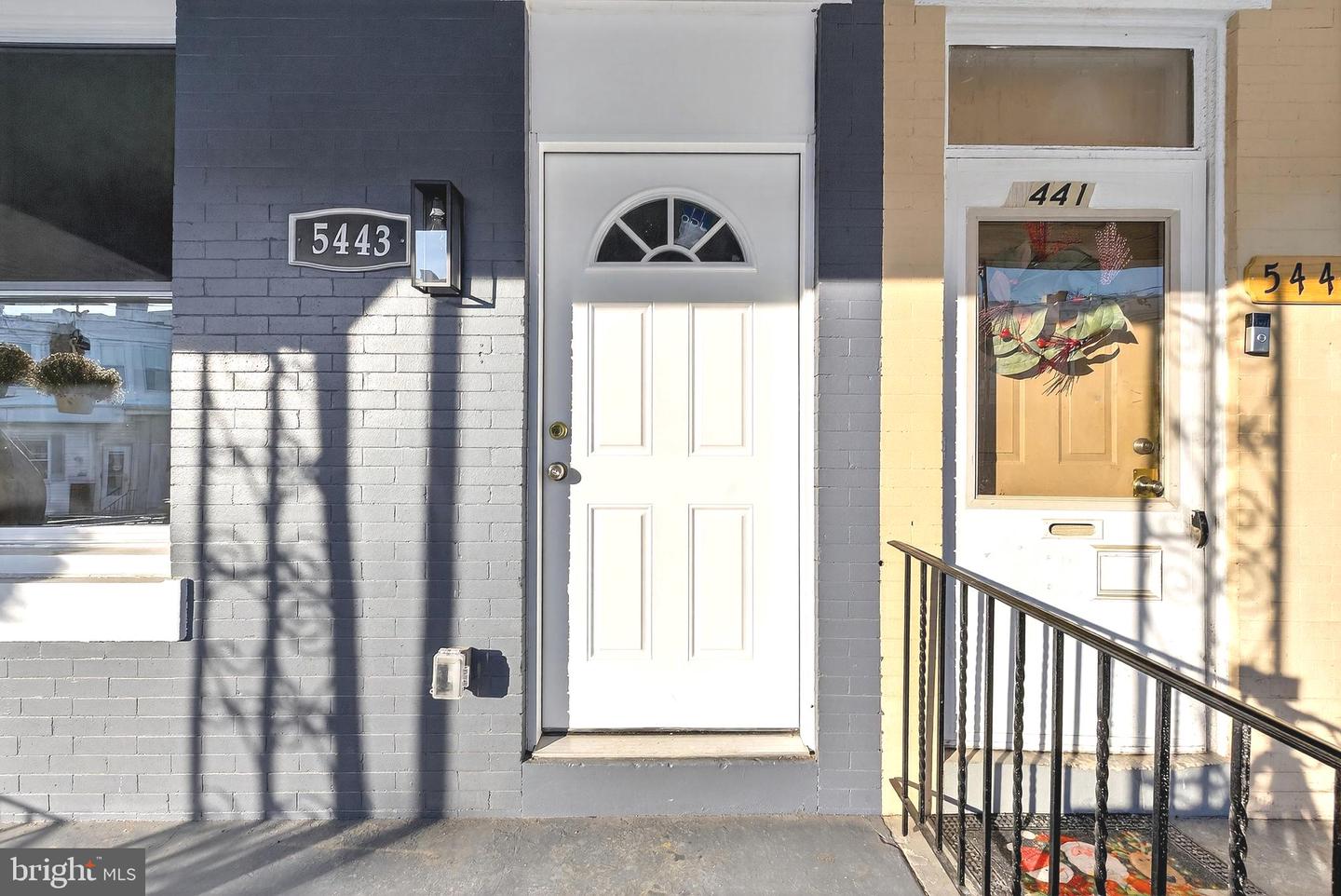 5443 Irving St Property Photo 6